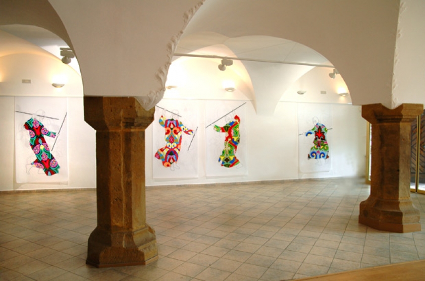 https://demo.mirunadragan.com/files/gimgs/th-14_1installation_view.jpg